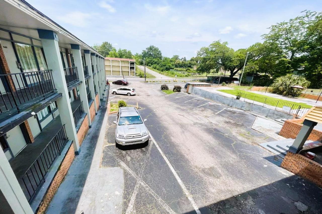 Palmetto Inn & Suites By Oyo Orangeburg Ngoại thất bức ảnh